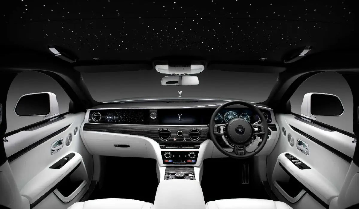 Rolls-Royce - Ghost V12 - Car Rentals Near me - Used Cars Near me - Exclusive Concierge Club.webp